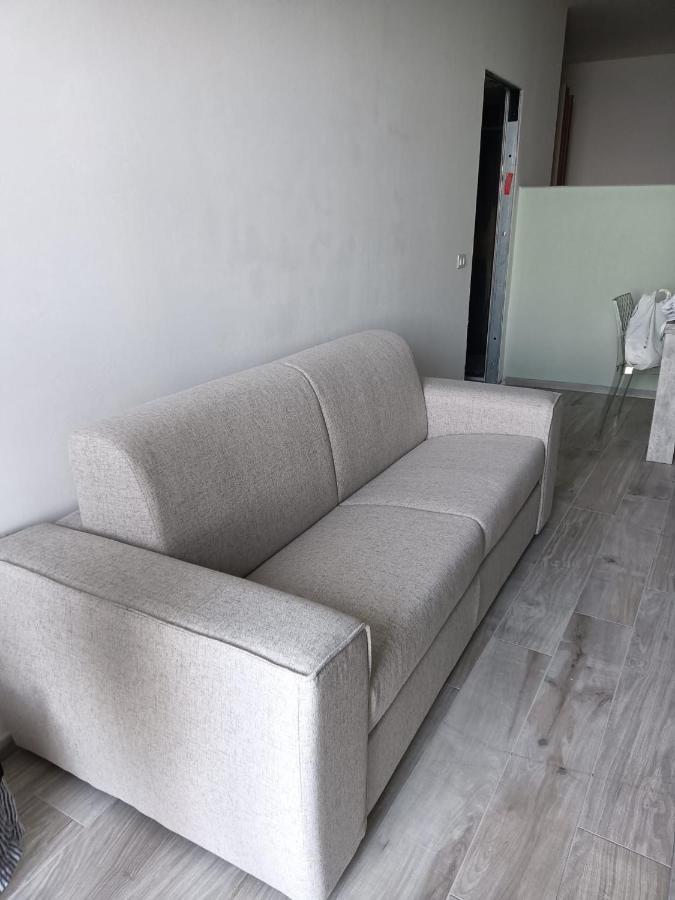 Apartament Bilocale Fronte Mare Giardini-Naxos Zewnętrze zdjęcie